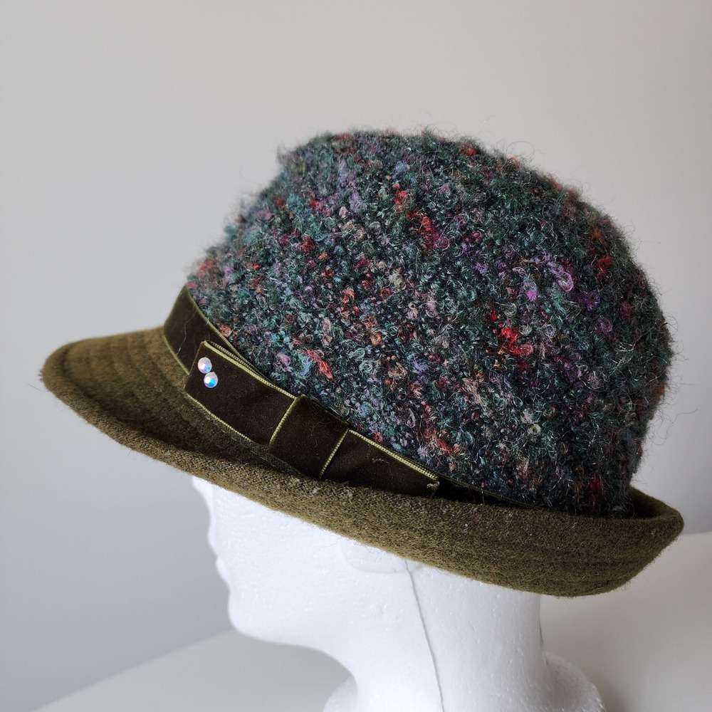 Romano Shawls Cloche Hat Womens S/M Green Boucle Wool Blendβ Bow Bucket Fedora